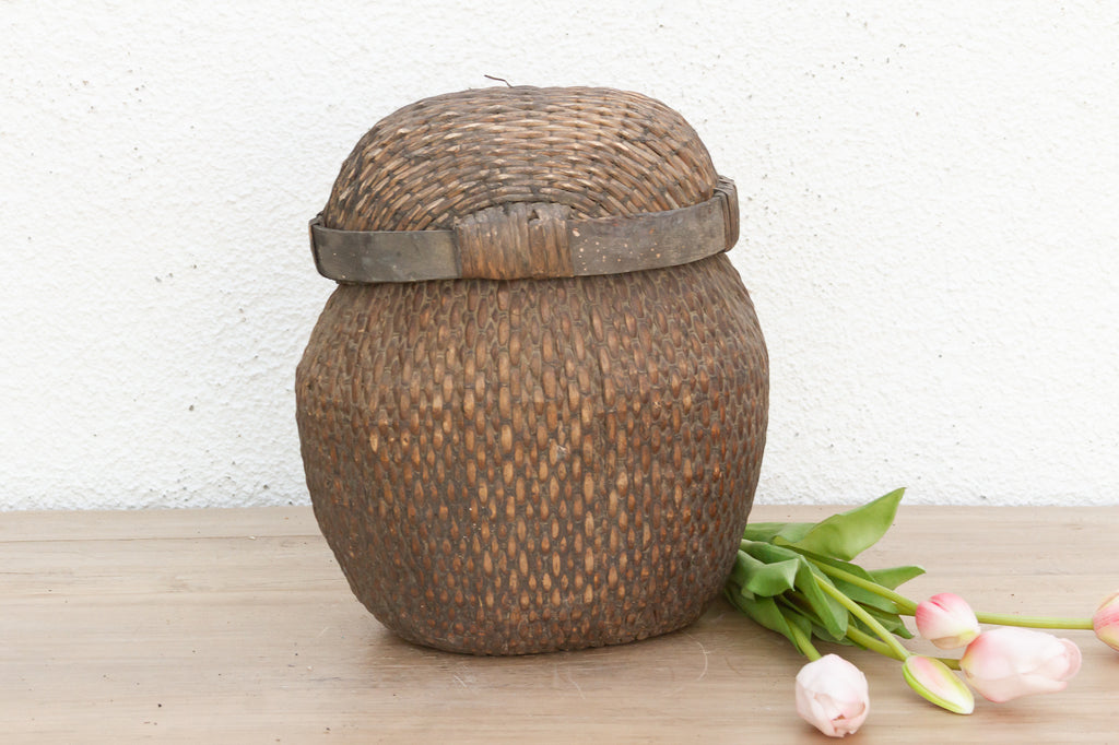 Old Farmhouse Woven Lidded Storage Bin