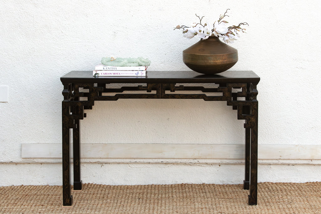 Vintage Black Lacquer Altar Table w/Gold Details (Trade)