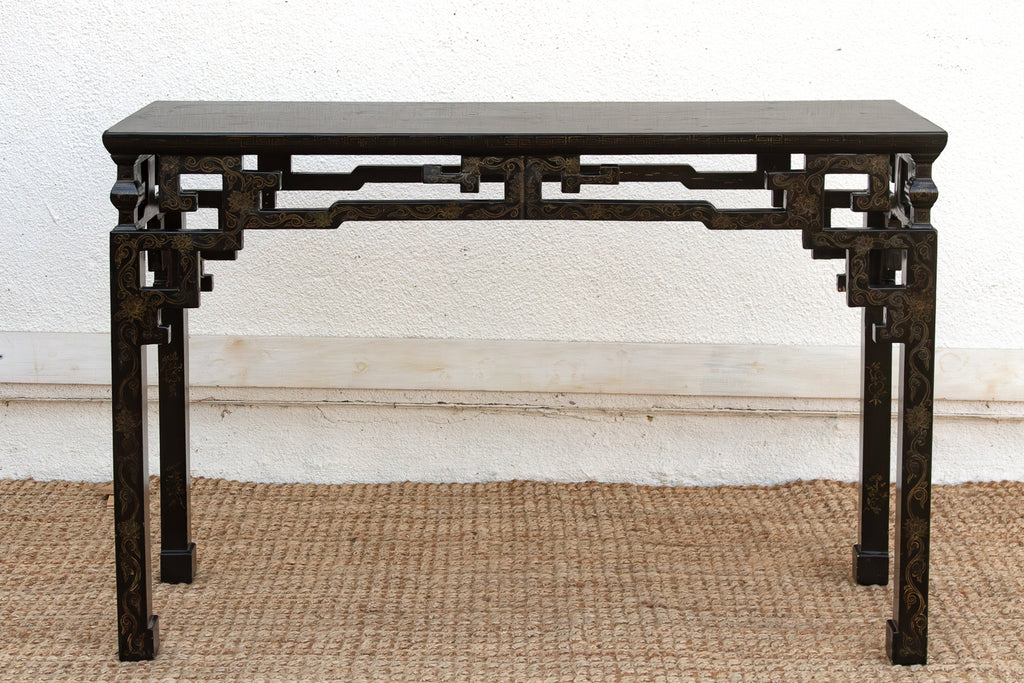 Vintage Black Lacquer Altar Table w/Gold Details (Trade)
