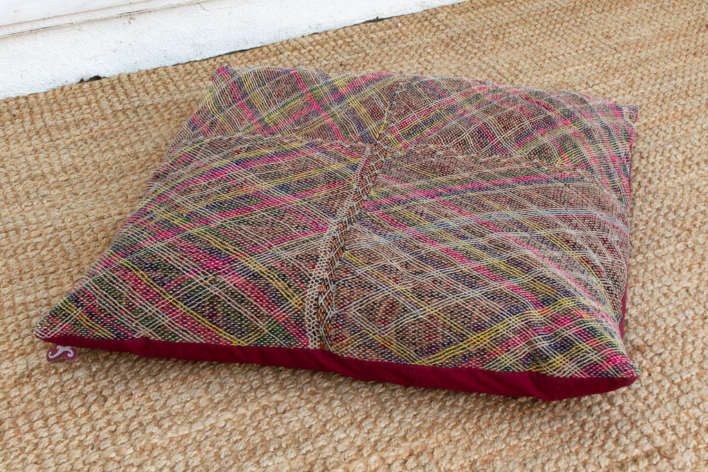 Antique Multicolor Confetti Saami Floor Cushion (Trade)