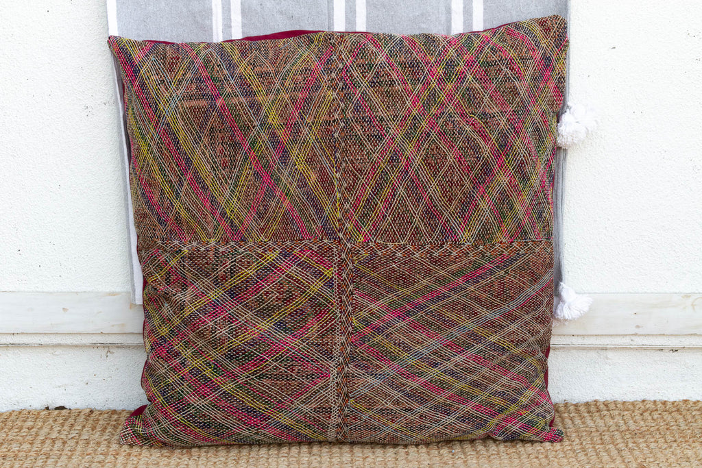 Antique Multicolor Confetti Saami Floor Cushion (Trade)