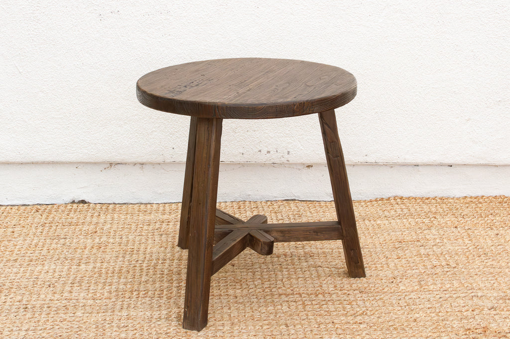 Farmhouse Style Reclaimed Elm Round End Table (Trade)