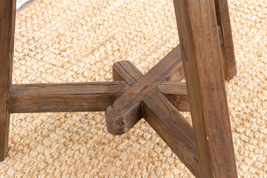Farmhouse Style Reclaimed Elm Round End Table (Trade)