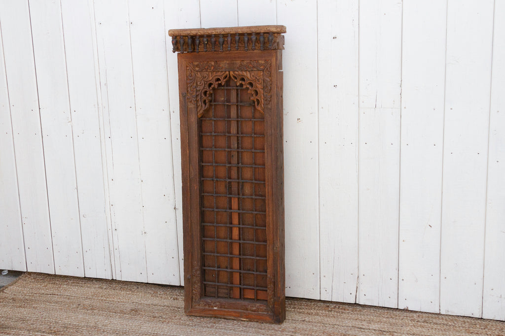 Antique Indian Arched Carved Window (Trade)