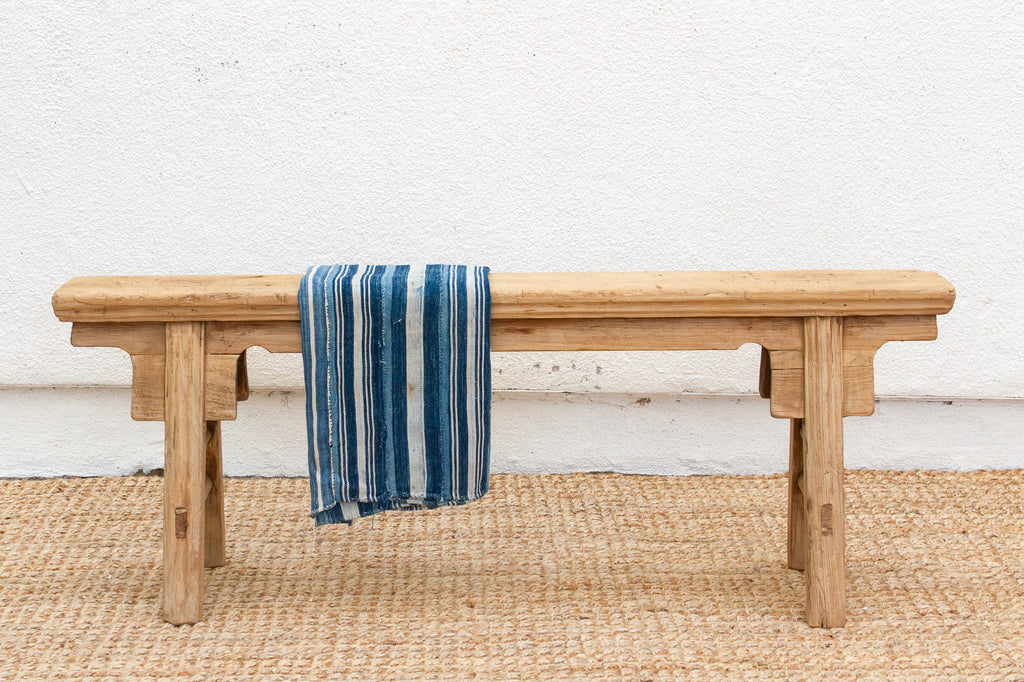 Old Timeworn Wooden Slim Bench (Trade)