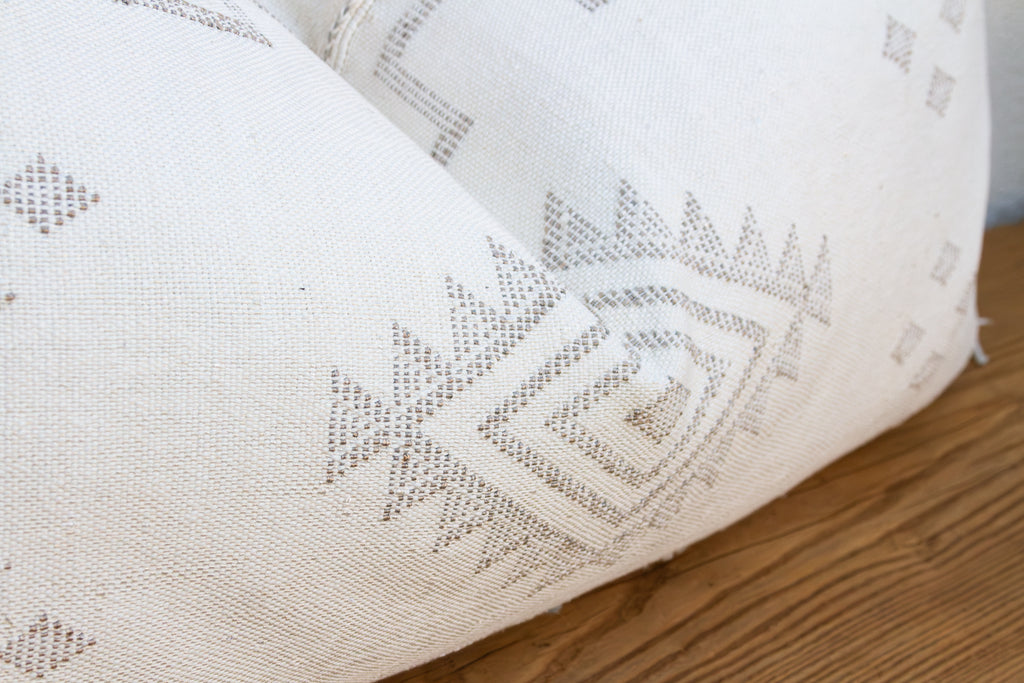 Frost Tail Oversized Lumbar Moroccan Pillow