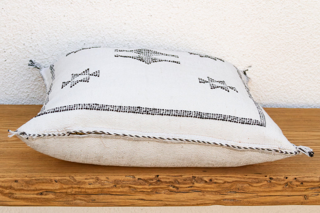Stacked Stars Cactus Silk Moroccan Pillow