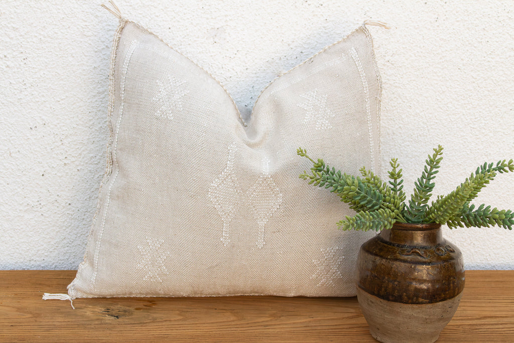 Linen Cross Diamond Cactus Silk Moroccan Pillow