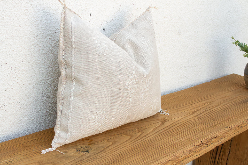 Linen Cross Diamond Cactus Silk Moroccan Pillow