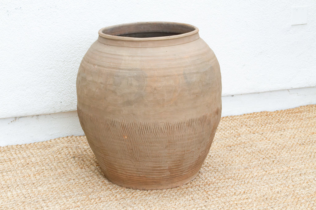 Oversize Farmhouse Unglazed Planter
