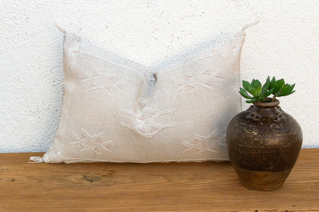 Ivory Star Cluster Lumbar Moroccan Silk Pillow (Trade)
