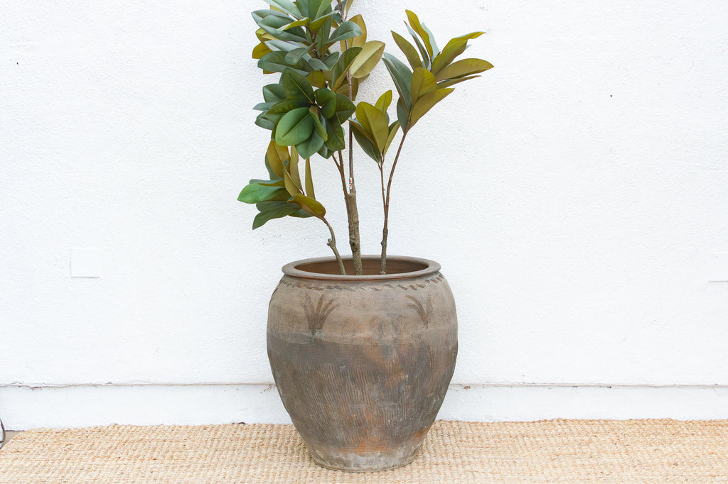 Ranch House, Large Vintage Etched Planter