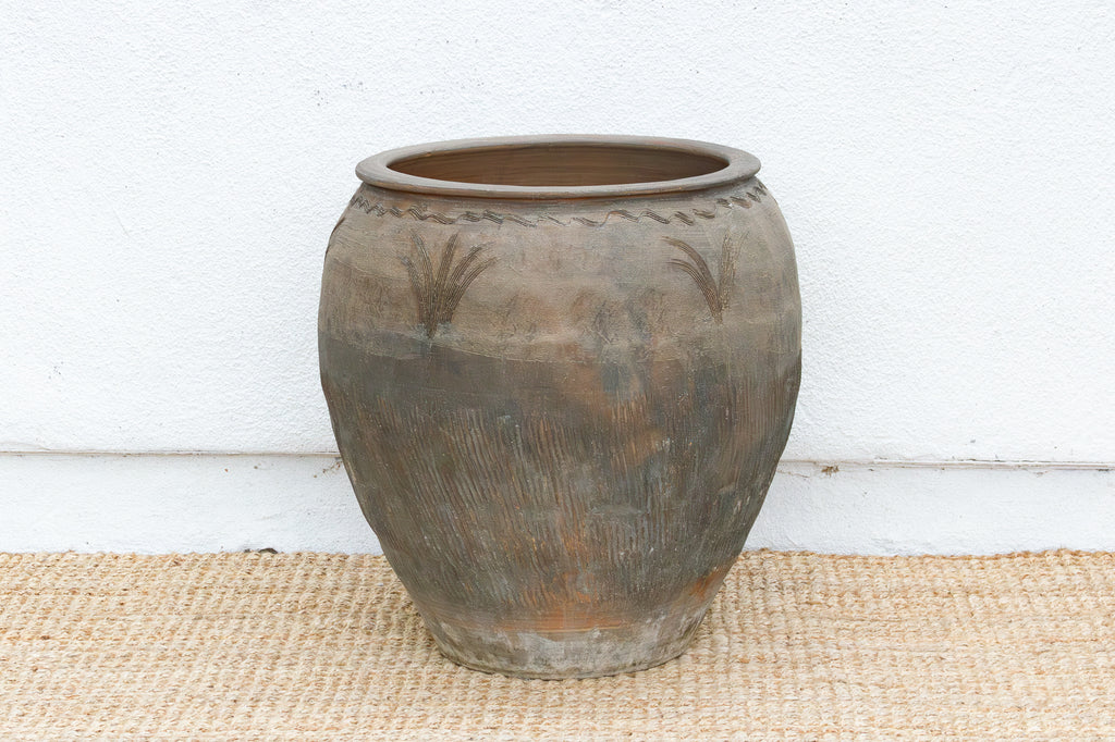 Ranch House, Large Vintage Etched Planter