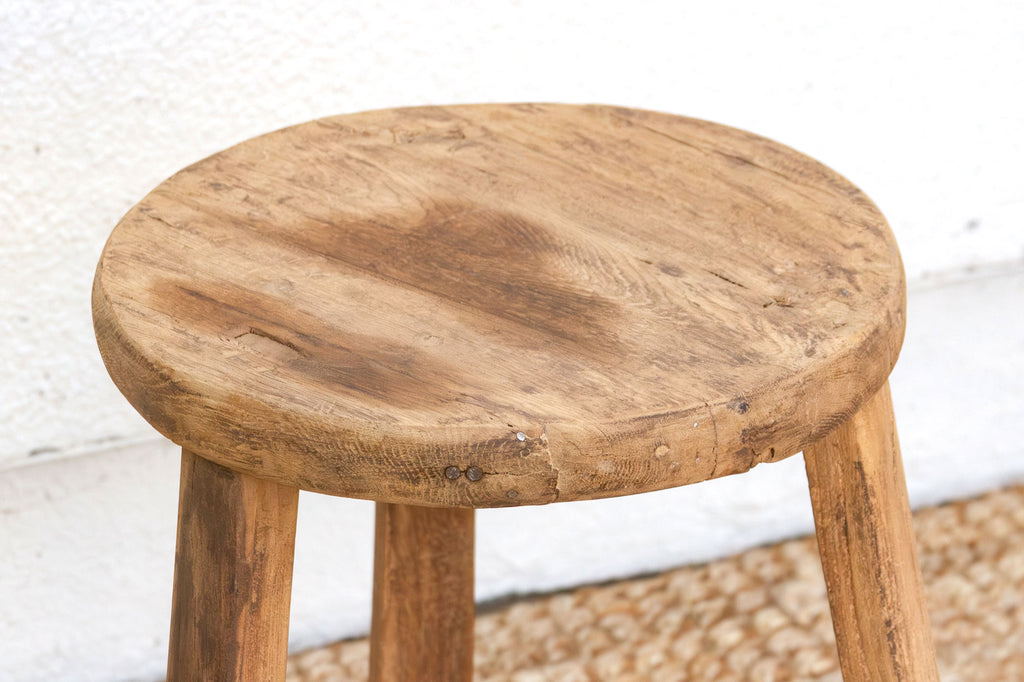Oxidized Wood Antique Round Stool