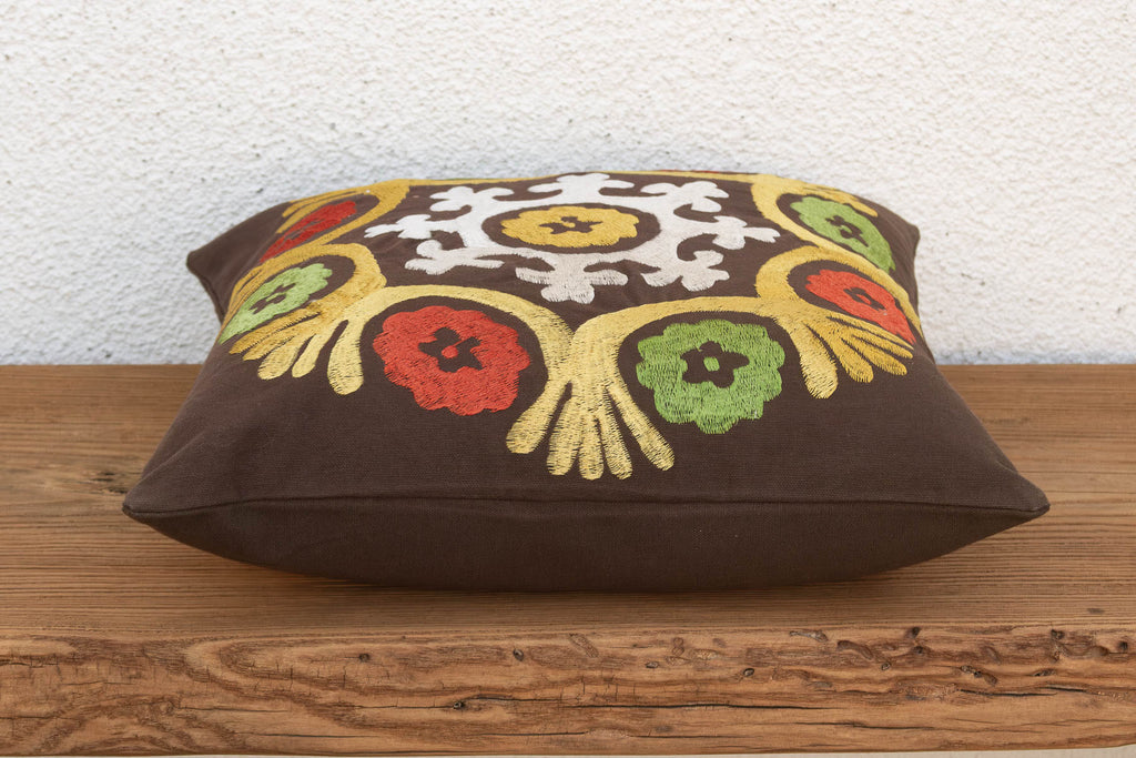 Radiating Floral Suzani Pillow Cover