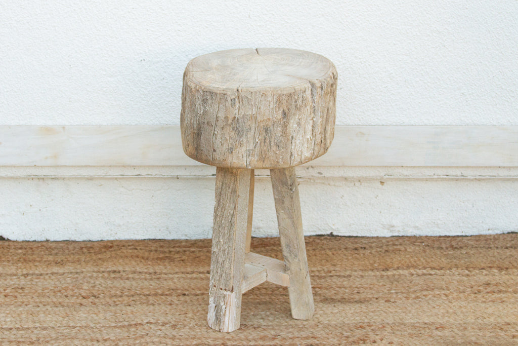 Rustic Round Table w/Thick Slab Top (Trade)