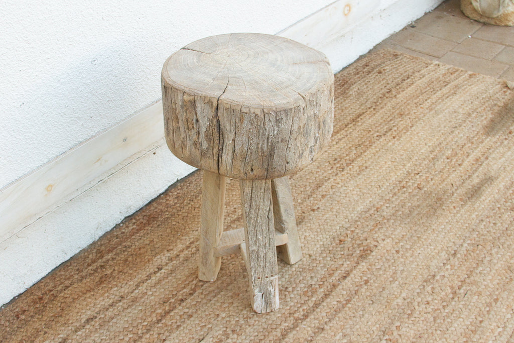 Rustic Round Table w/Thick Slab Top (Trade)