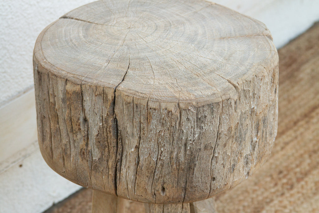 Rustic Round Table w/Thick Slab Top (Trade)