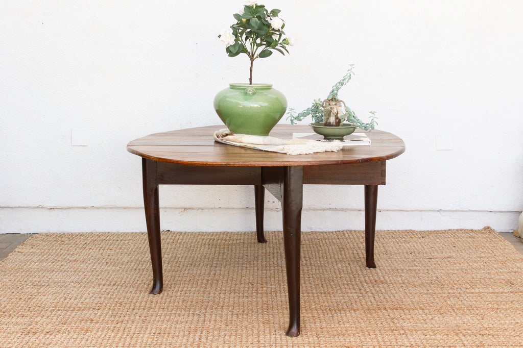 Large 18th Century English Oak Gateleg Dining Table