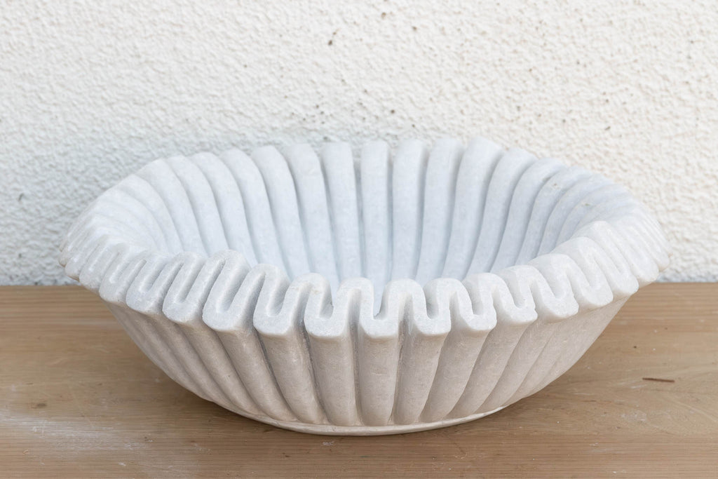 Grand Fluted Marble Catch-All