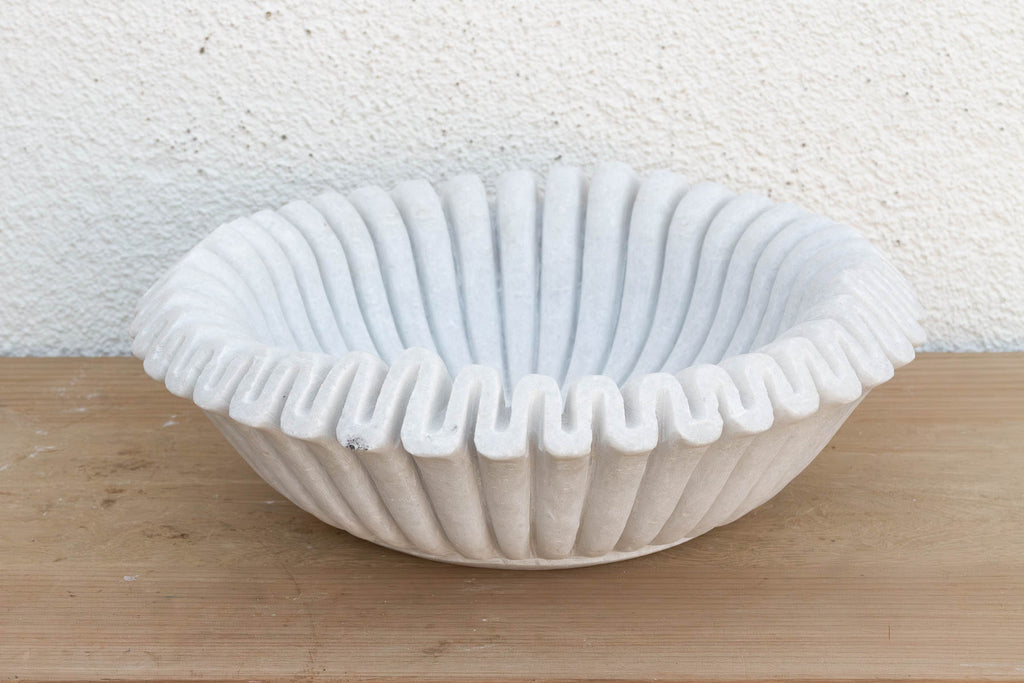 Grand Fluted Marble Catch-All