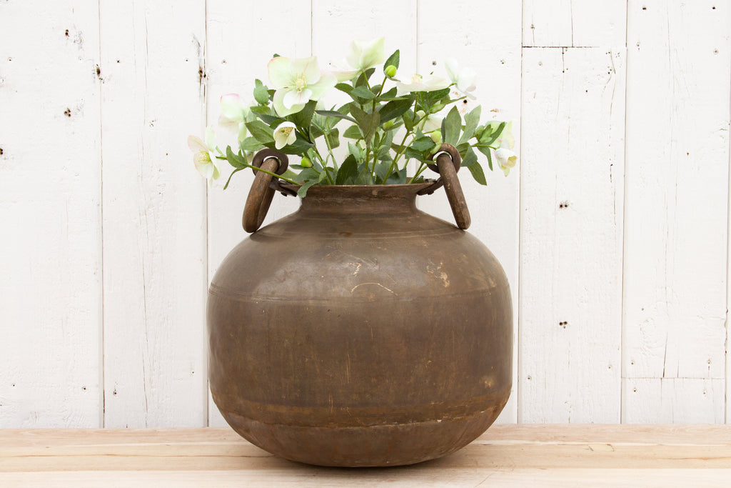 vintage brass planter pot Handsome Indian Antique Brass Pot (Trade)– DE-COR