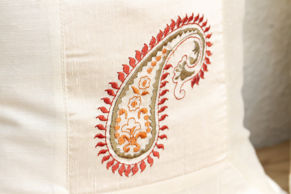 Pair of Buti Ivory Paisley Pillow Covers (Trade)