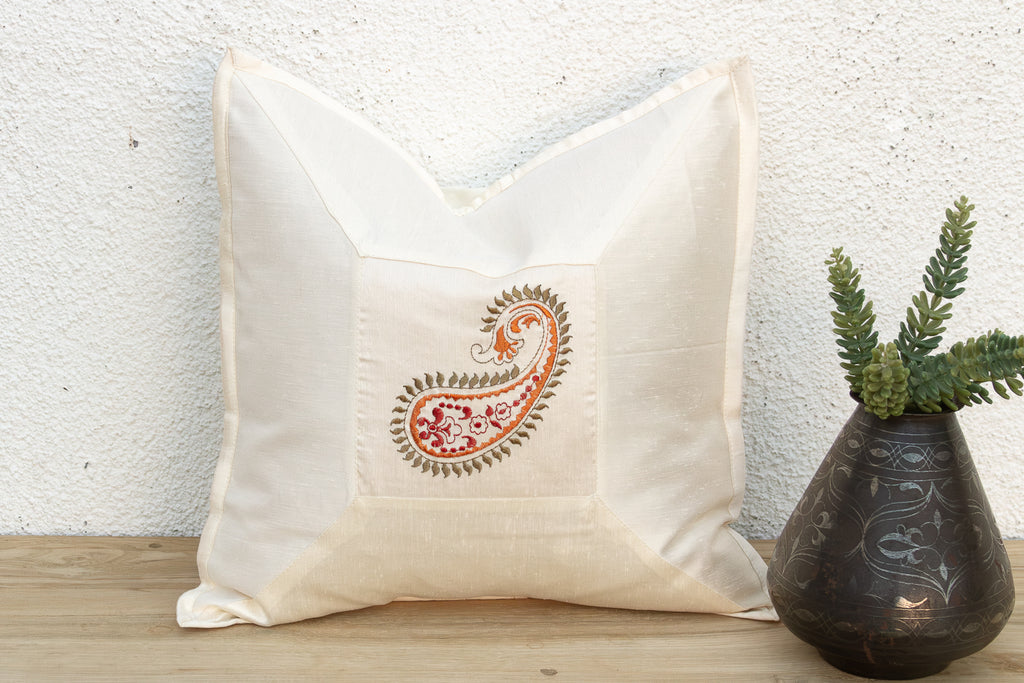 Amra Ivory Paisley Pillow Cover