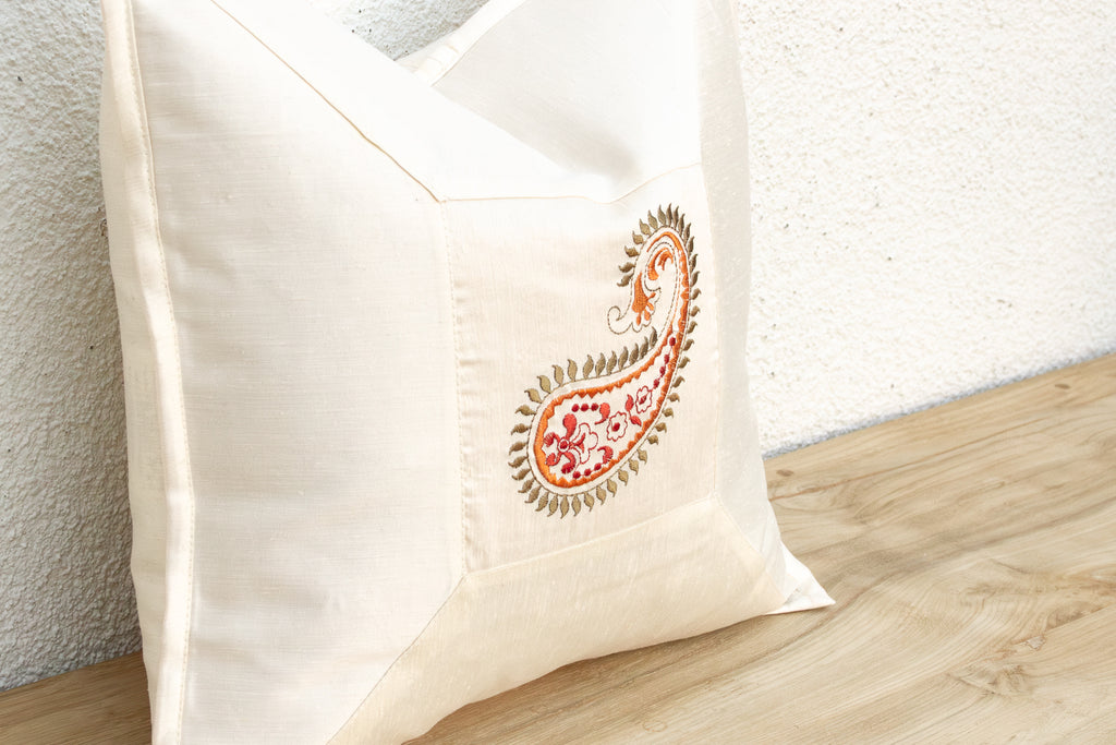 Amra Ivory Paisley Pillow Cover