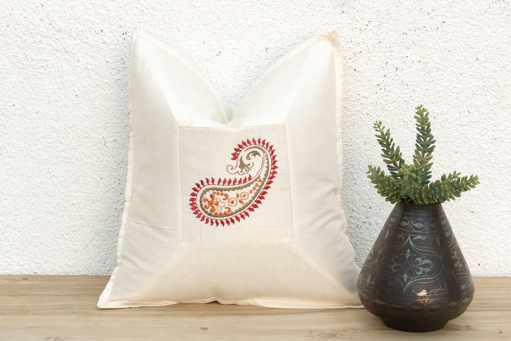 Diya Ivory Paisley Pillow Cover