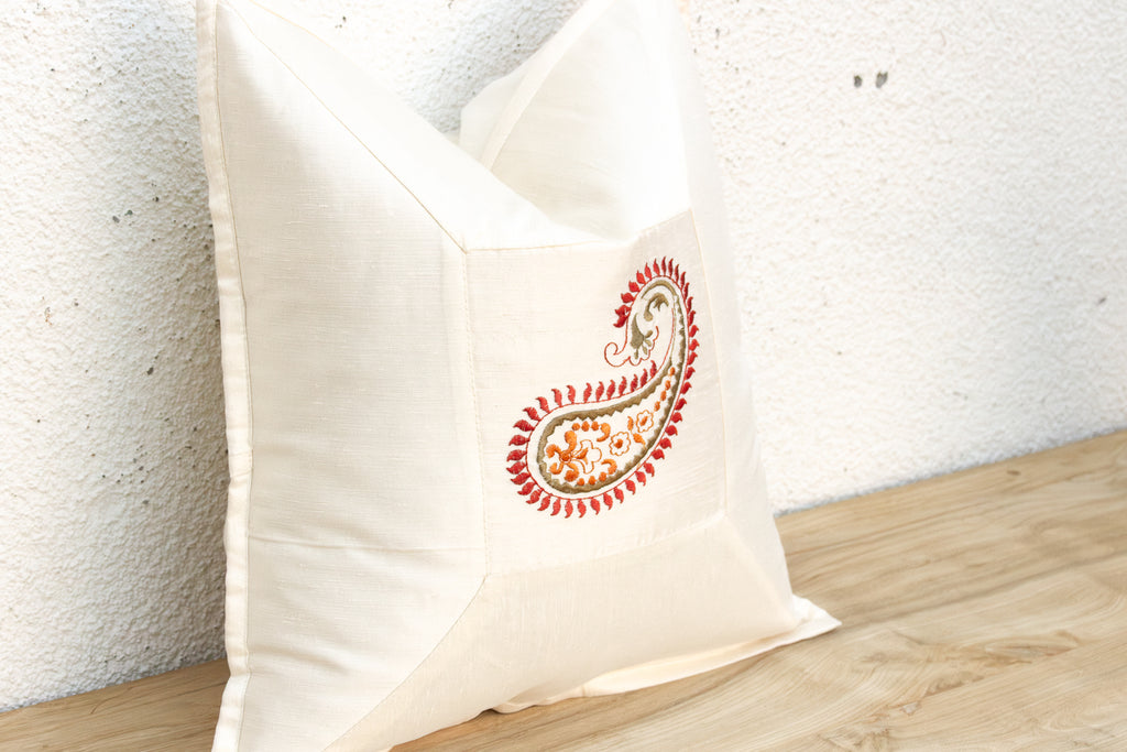 Diya Ivory Paisley Pillow Cover