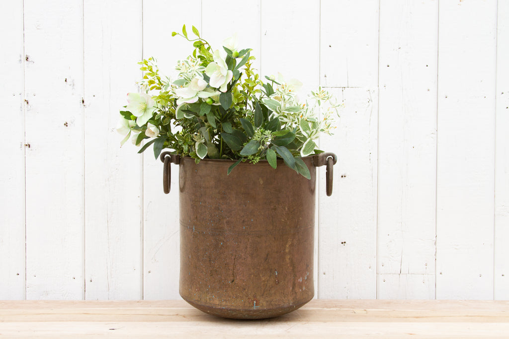 hammered copper plant pot Large Antique Hammered Copper and Brass Water Pot– DE-COR