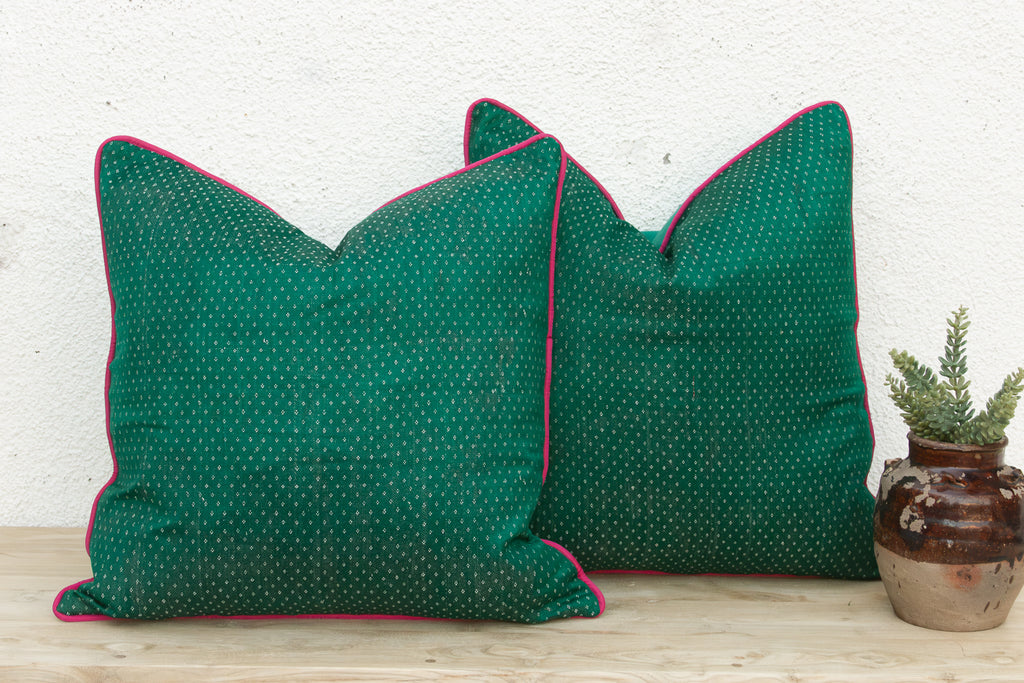 Pair of Mani Dotted Ahir Handloom Pillow