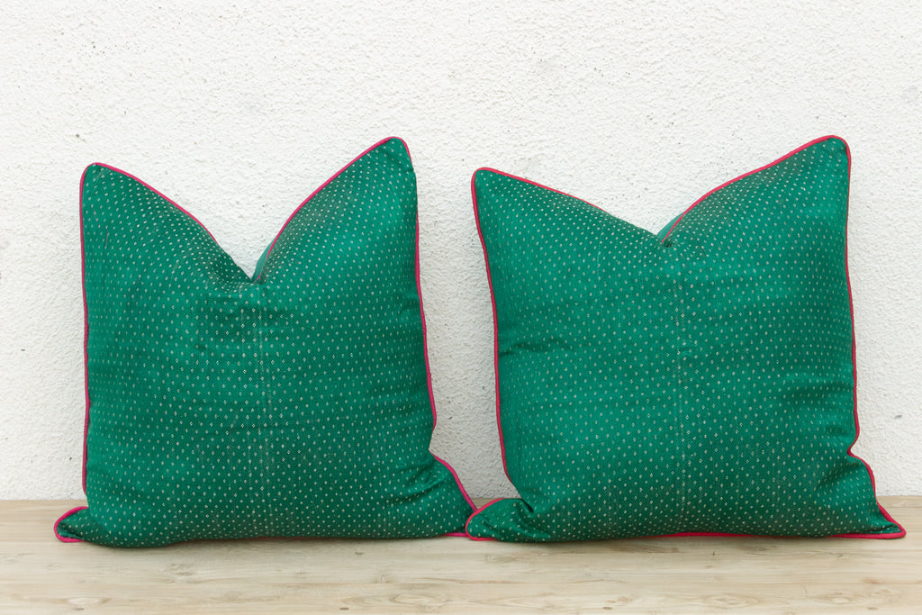 Pair of Aran Dotted Ahir Handloom Pillow