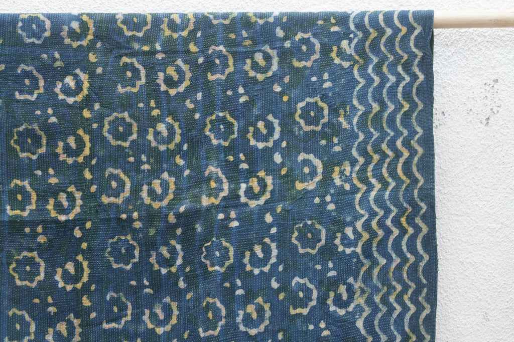 Sparkle Floral Vintage Indigo Printed Throw