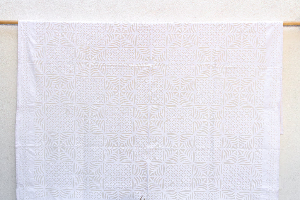 Hibiscus Star White Applique Cotton Bedspread