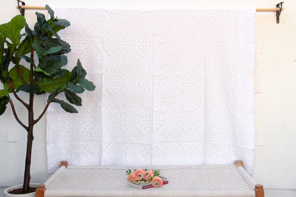 Peony Circle Cotton Applique Bedcover