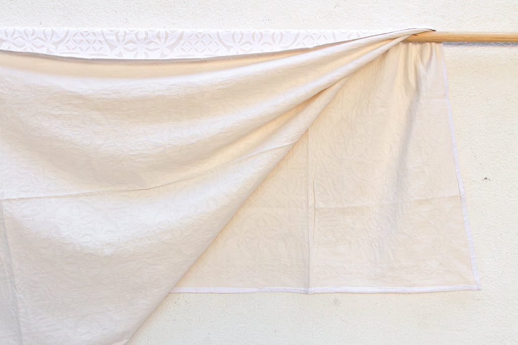 Peony Circle Cotton Applique Bedcover