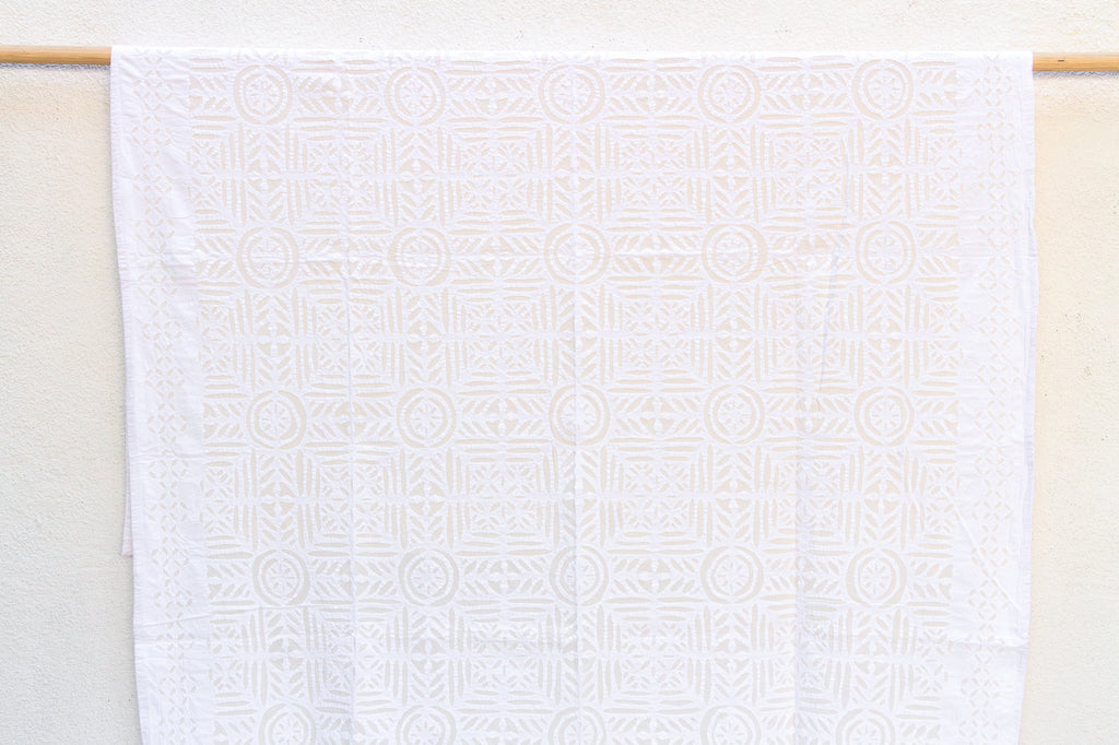 Tulip Star White Cotton Boho Applique Bedcover