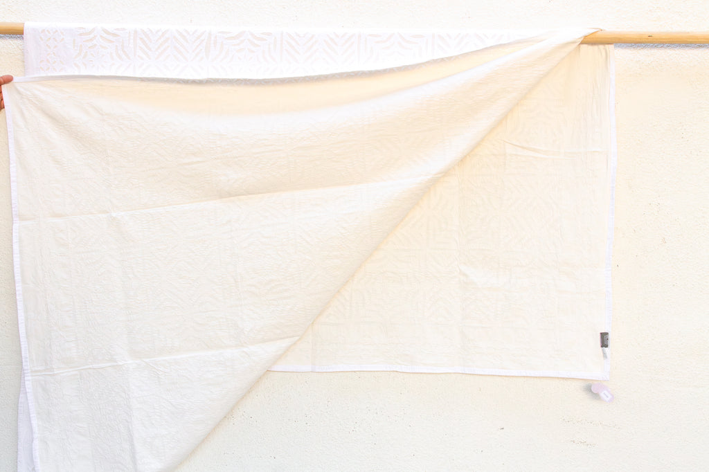 Ocean Wave White Cotton Applique Bedcover