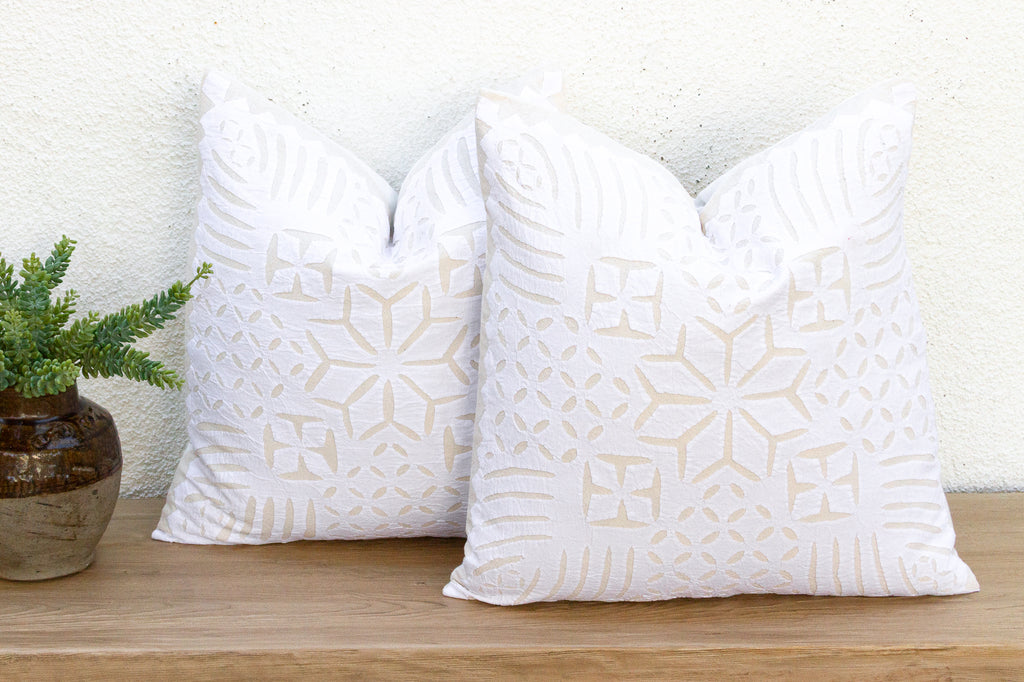 Heritage, Pair of Appliqué Pillow Covers (Trade)