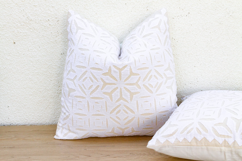 Lattice, Pair of Appliqué Pillow Covers (Trade)