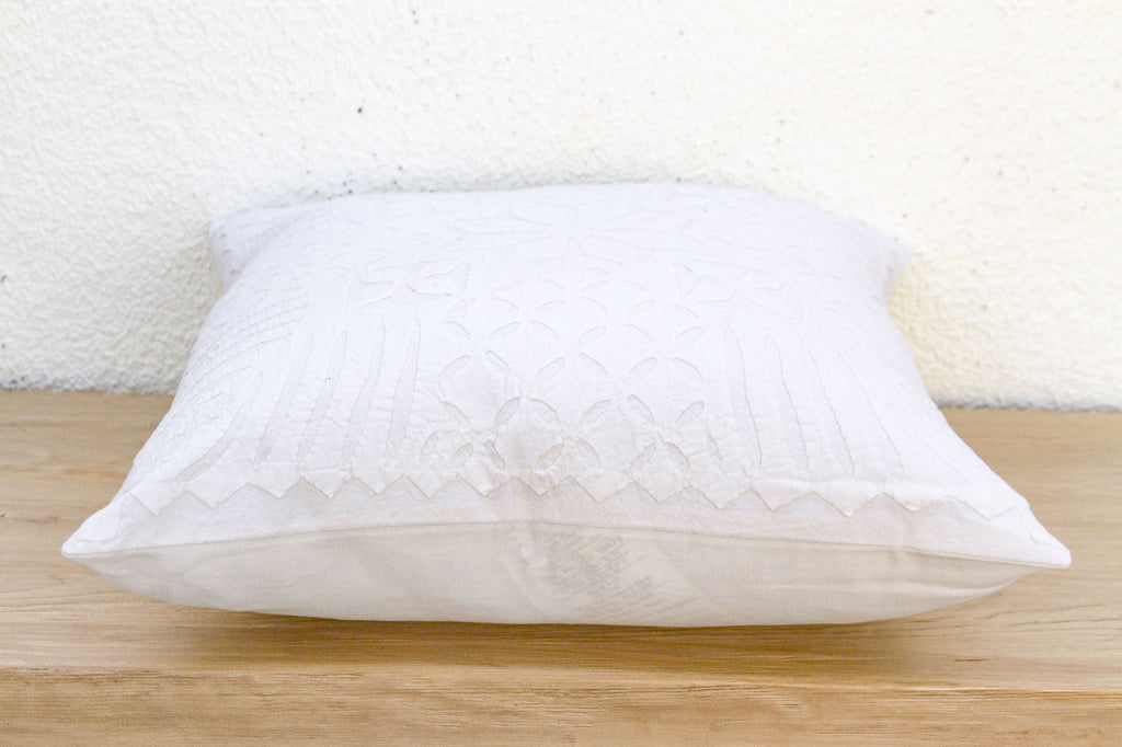 Udaipur Bloom White Applique Pillow Cover (Trade)