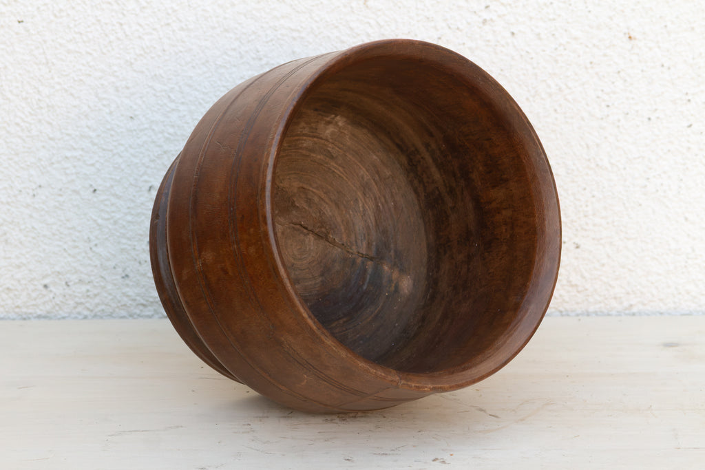 Antique Round Shape Colonial Kitchen Bowl