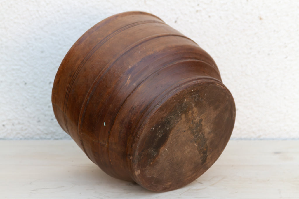 Antique Round Shape Colonial Kitchen Bowl