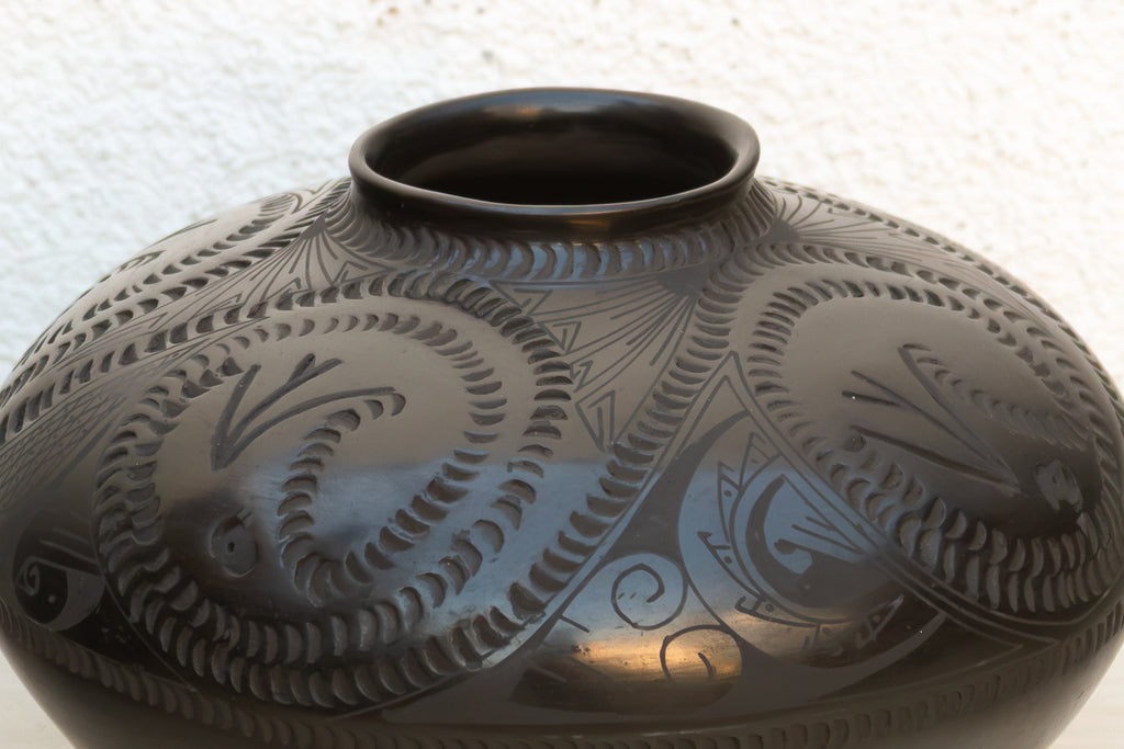 Etched Swirls Mata Ortiz Vintage Pot (Trade)