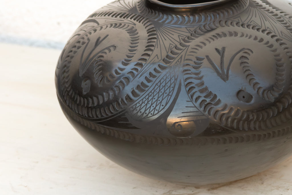 Etched Swirls Mata Ortiz Vintage Pot (Trade)