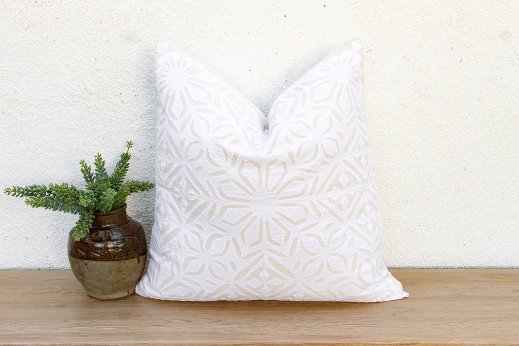 Eternal Bloom Appliqué Pillow Cover (Trade)