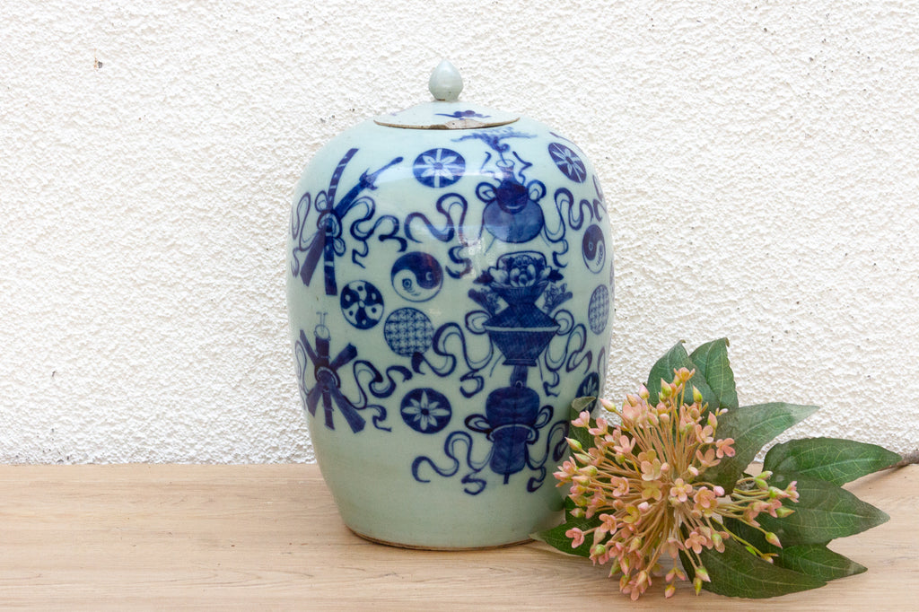 Blue & White Porcelain Lidded Jar