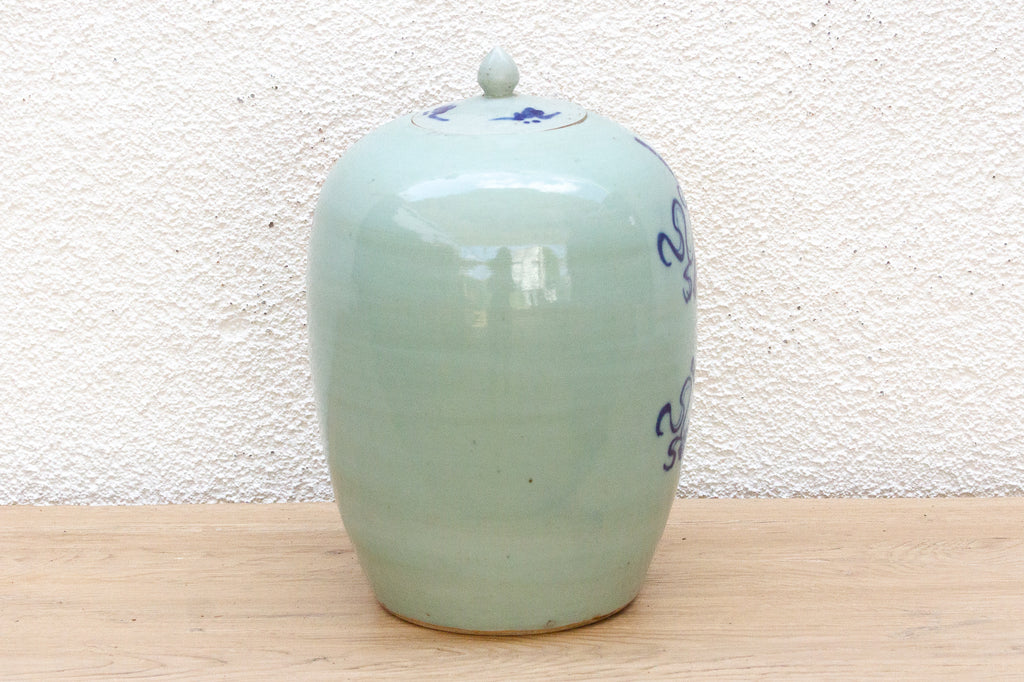 Blue & White Porcelain Lidded Jar